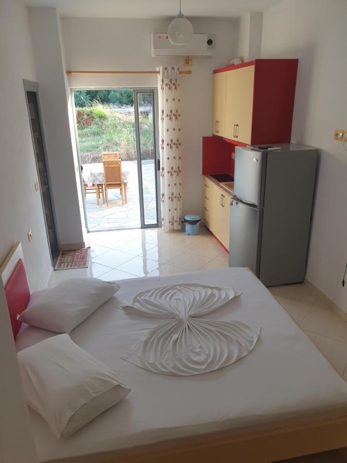 Alinani Apartments Ksamil Eksteriør billede